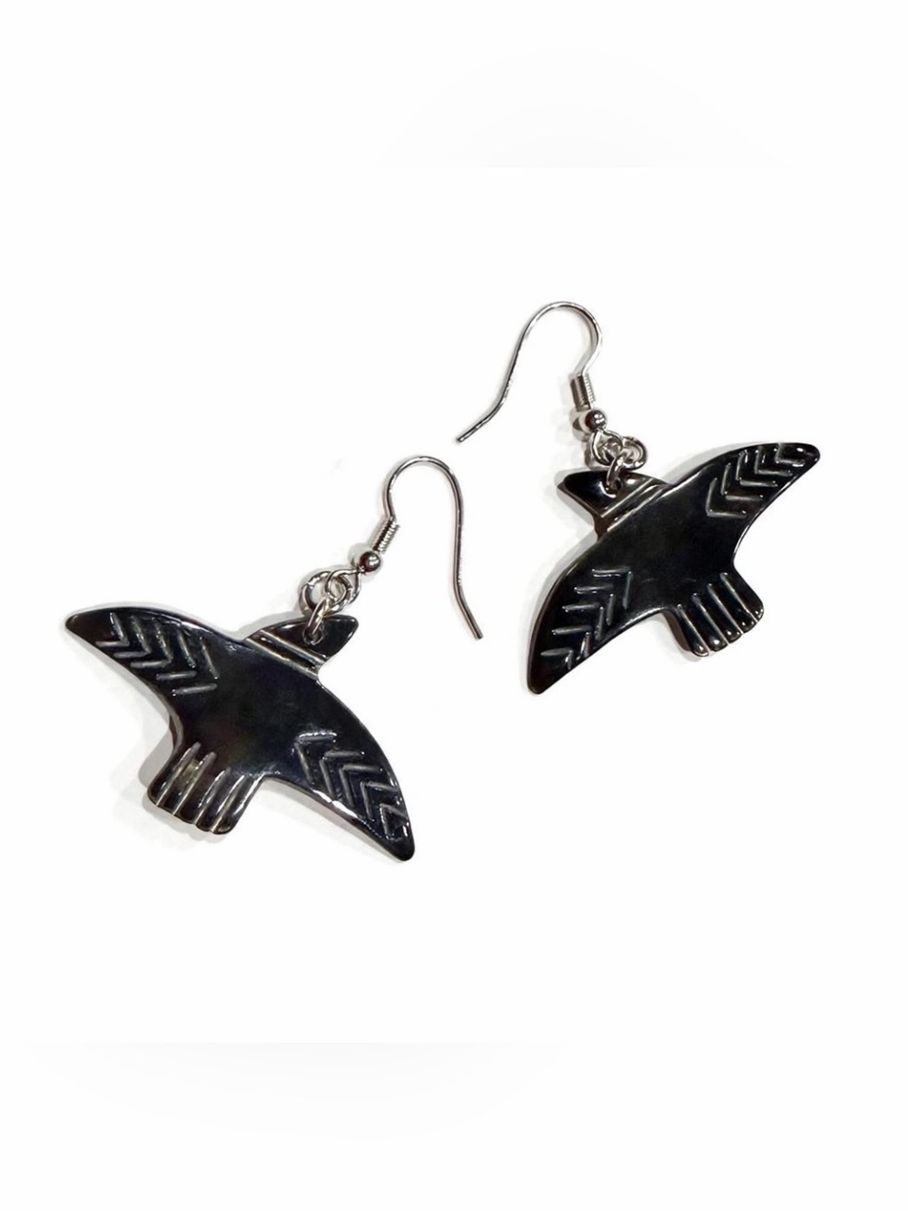 Black Lip Shell Bird Earrings - Crow / Thunderbird